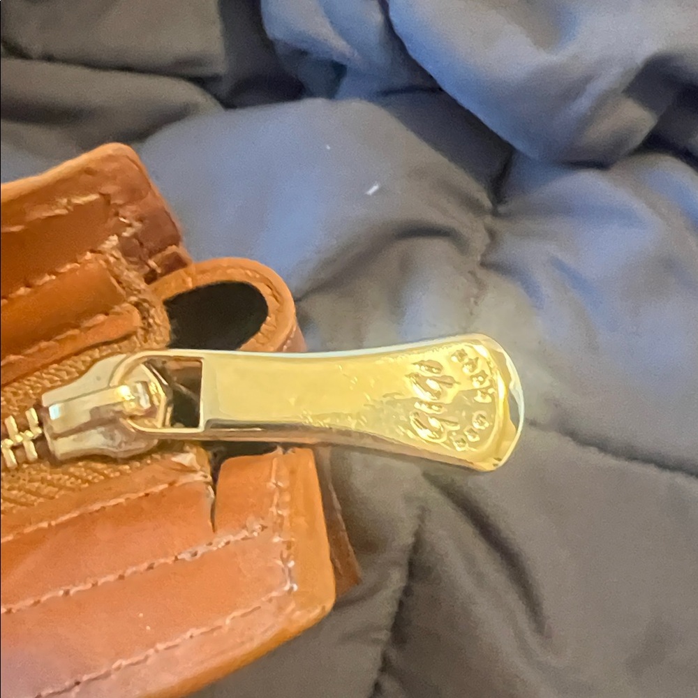 GiGi New York Tan Leather Clutch - Picture 7 of 8